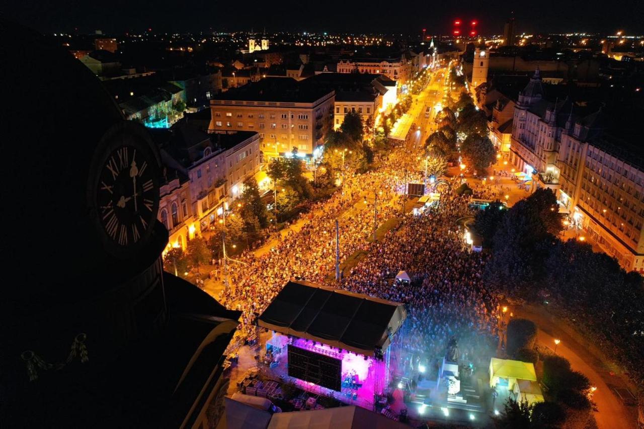 Visit * Debrecen